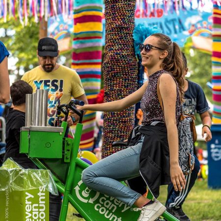 Crushers – waste collection bins with manual compacting