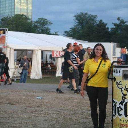 Crushers – waste collection bins with manual compacting