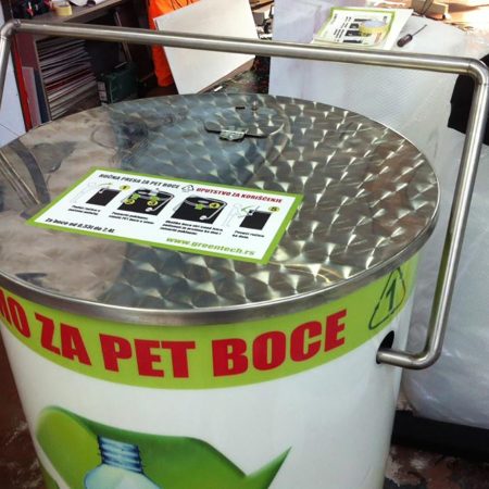 Crushers – waste collection bins with manual compacting