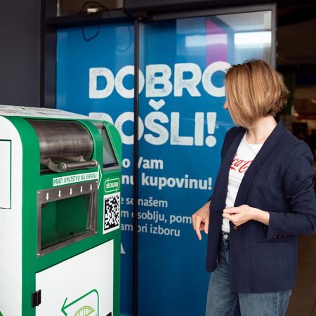 Smart bins – interactive machines for packaging waste collection