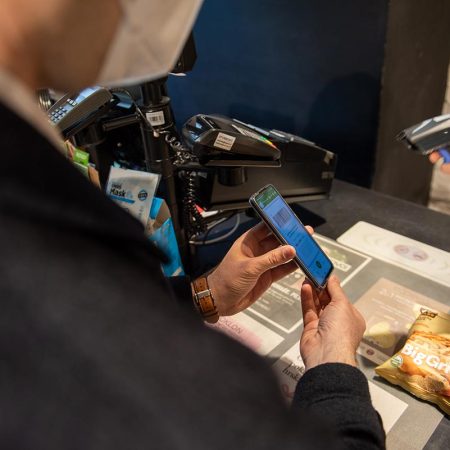 Smart Recycling System – smart crushers & mobile app collection model