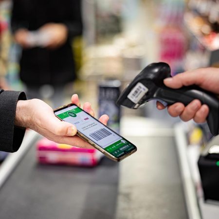 Smart Recycling System – smart crushers & mobile app collection model